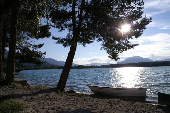 Pension für 2 Personen, mit Balkon und Garten sowie Ausblick und Seeblick in Finkenstein am Faaker See - 3