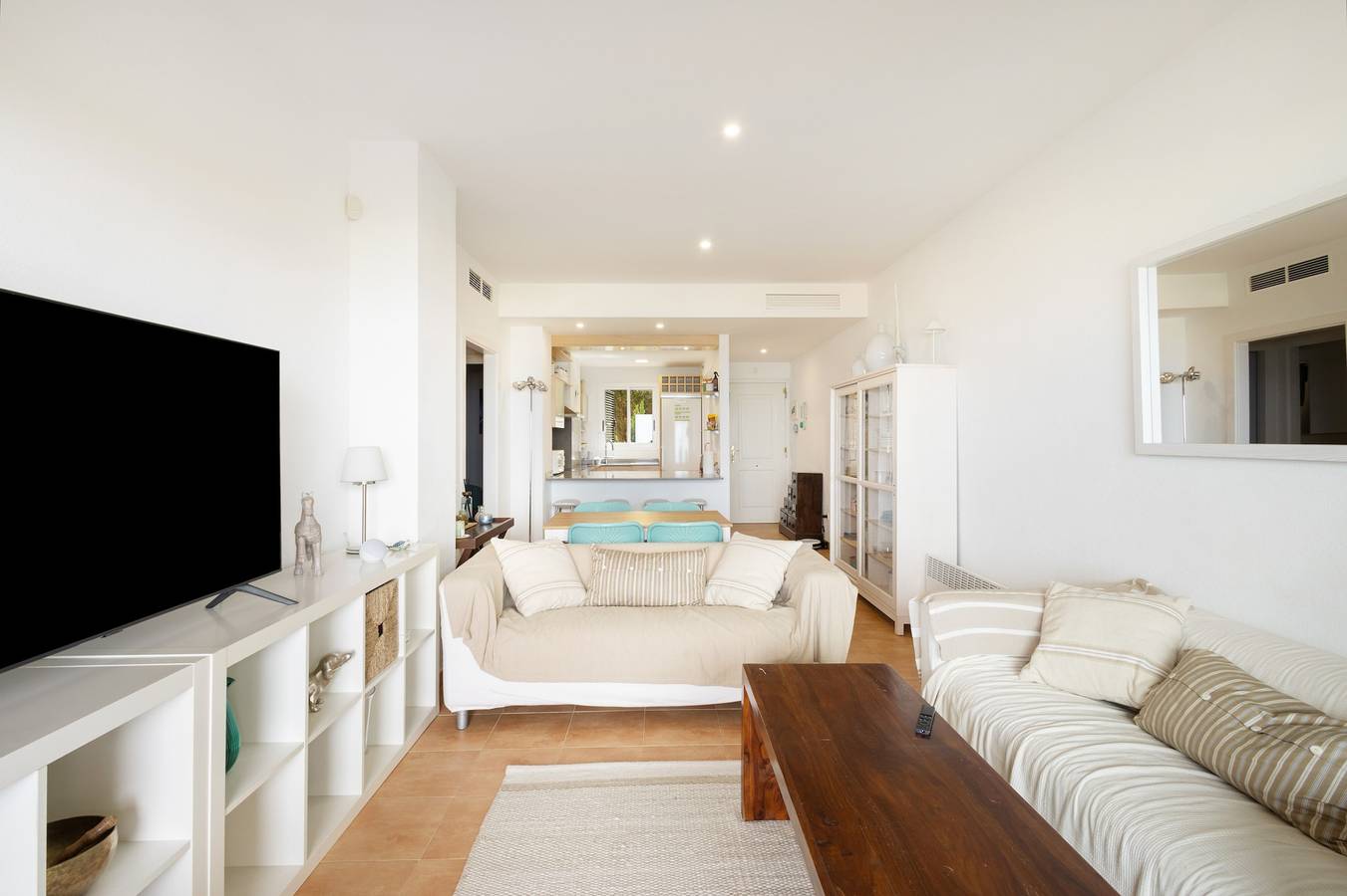 Apartamento entero, Apartamento 'Sa Calma 2 - 1D' con vistas al mar, Wi-Fi y aire acondicionado in Begur, Costa Brava