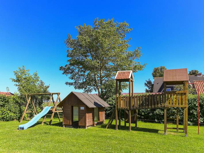 Ferienwohnung für 4 Personen, mit Balkon und Garten sowie Sauna in Neuharlingersiel - 3