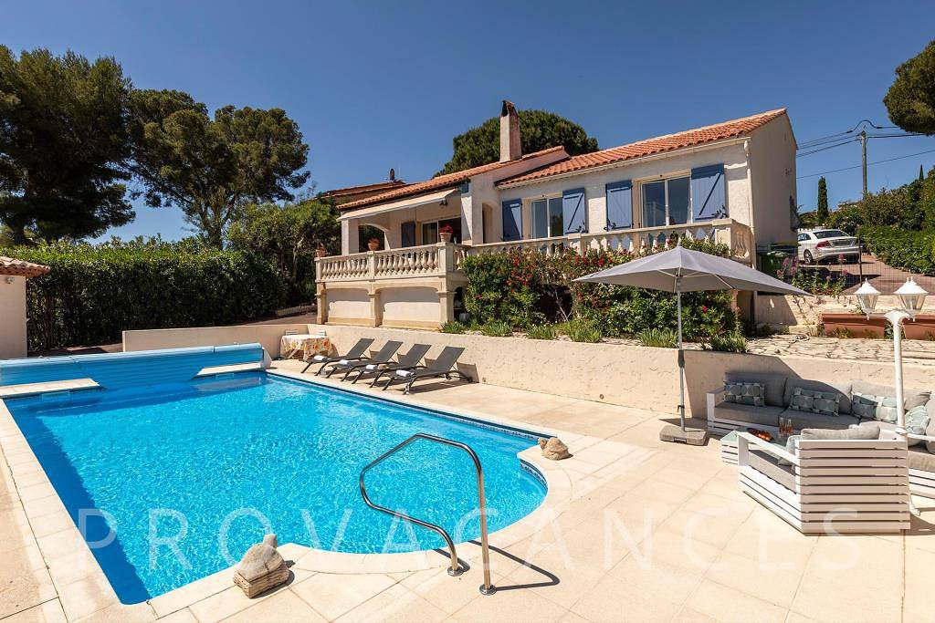 Ferienhaus mit Pool nur 8 Minuten zu Fuß vom Strand in St-Aygulf in Roquebrune-sur-Argens, Mittelmeerküste (Frankreich)