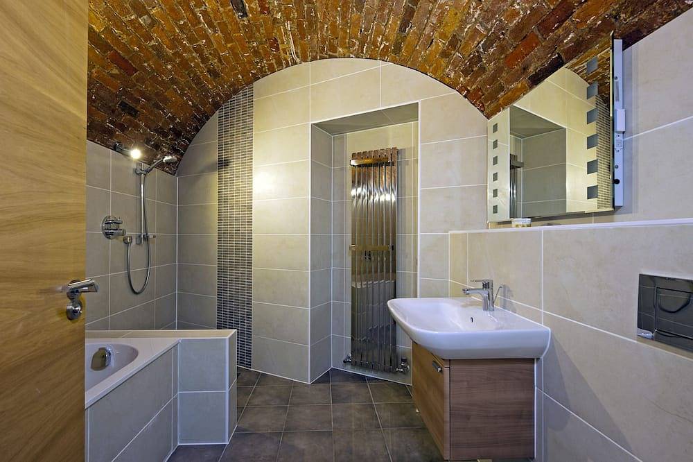 The Sergeants Quarters, Golden Hill Fort in Norton Green, Isle of Wight