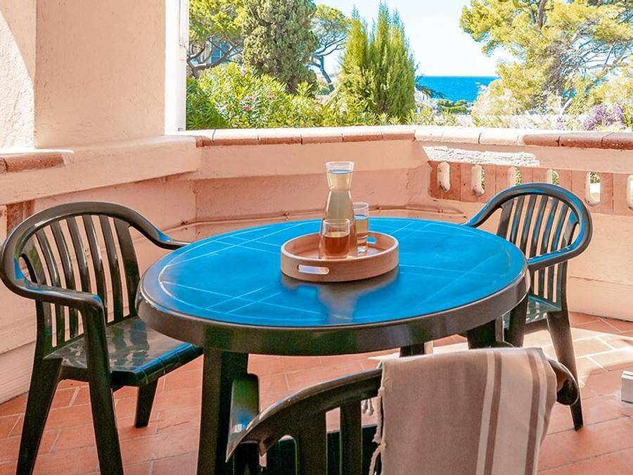 Pierre & Vacances Résidence Louis Lumière - Studio 4 personnes - 1 coin nuit - Vue mer in Bandol, Région de Toulon