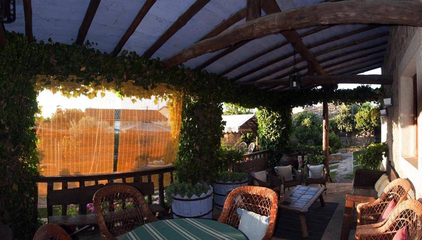 Casa rural para 3 personas, con jardín además de vistas y terraza en Parque Natural de las Arribes del Duero - 4