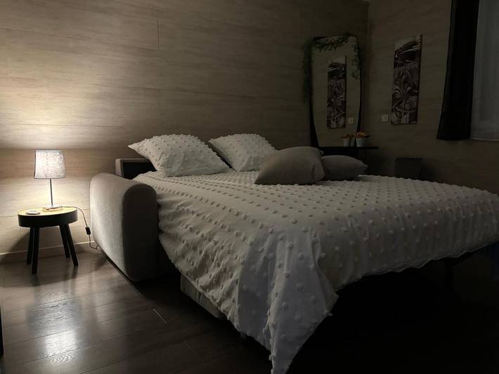 Gîte pour 2 personnes, avec jardin et piscine à Vinassan - 3