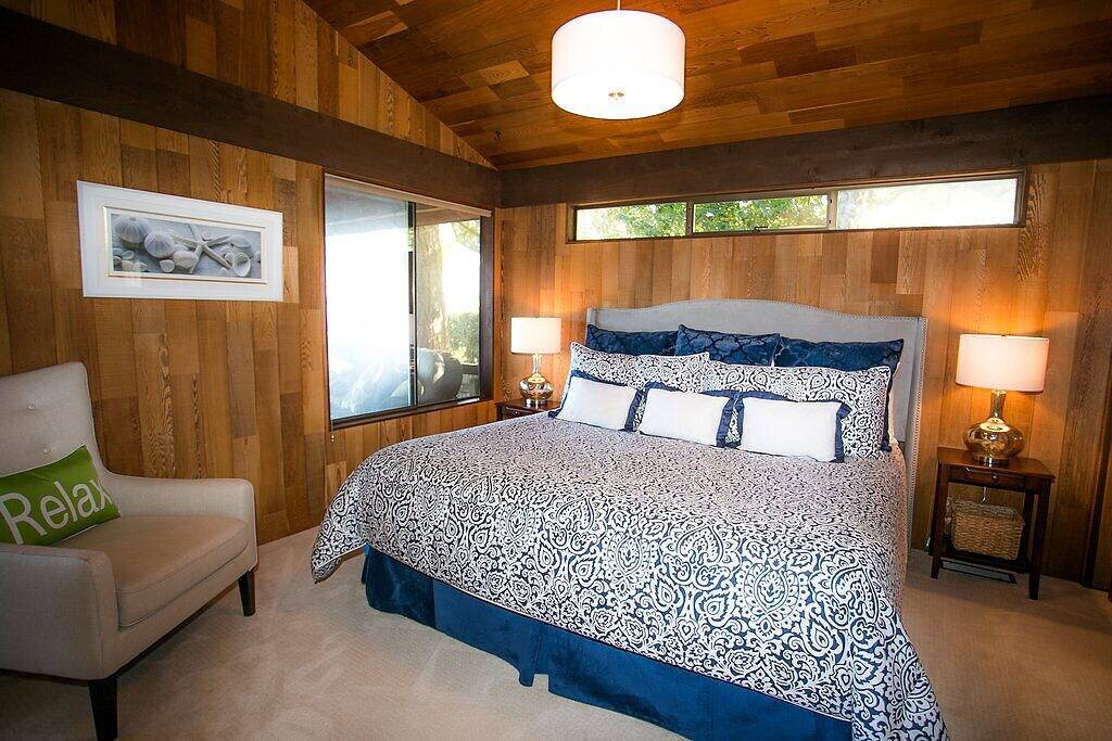 Vacation House for 7 Guests in Bainbridge Island, Puget Sound