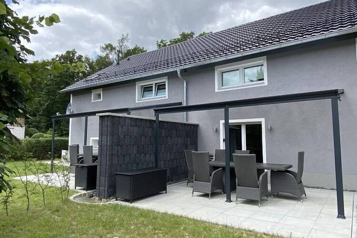 Ferienwohnung für 6 Personen, mit Terrasse und Garten in Olbersdorf