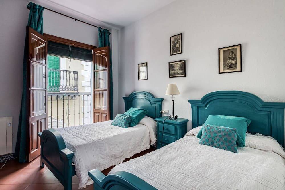 Casa en Higuera cerca de rutas de senderismo in Higuera de la Sierra, Sierra de Aracena y Picos de Aroche