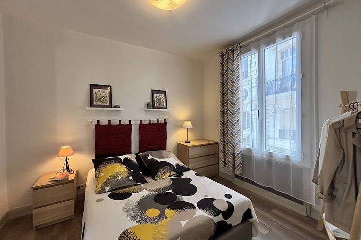 Entire apartment, Intermezzo - 1 bedroom - Terrace in Châtel-Guyon, Volcans d'Auvergne Regional Nature Park