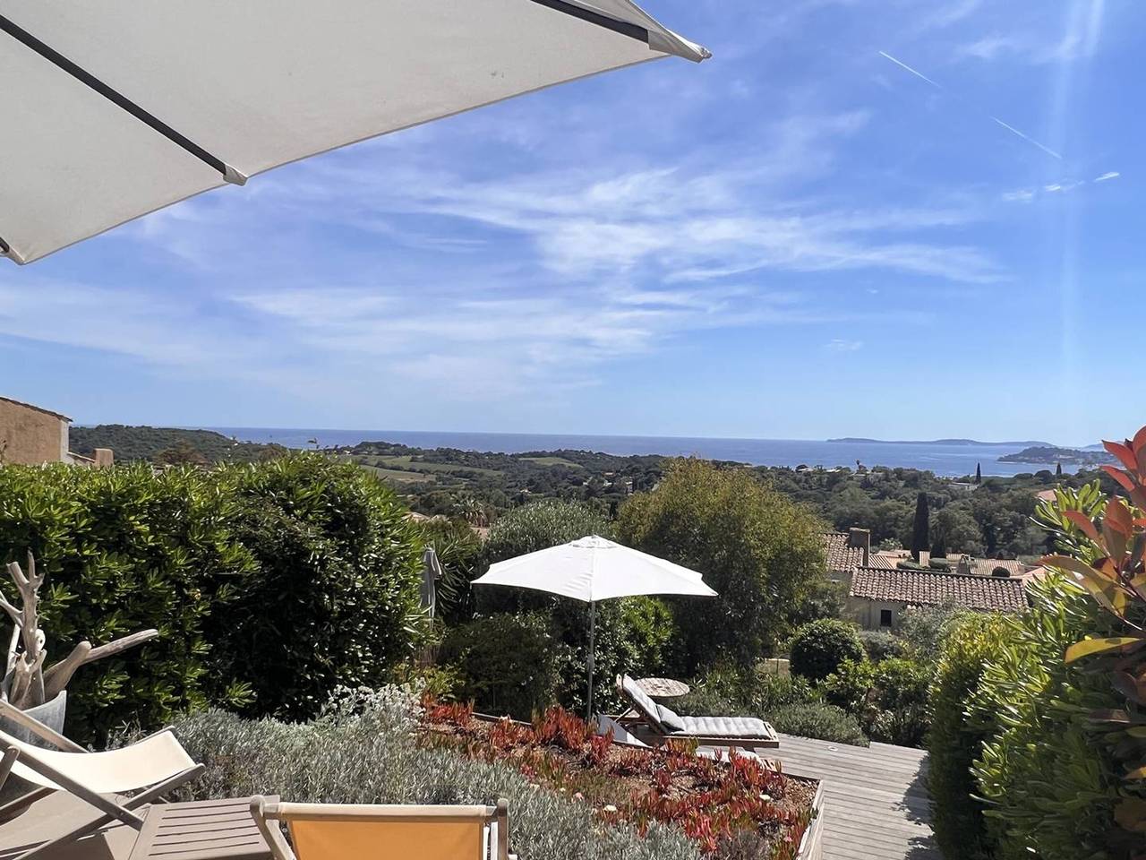 Mas 2 chambres avec piscine, tennis, parking et wifi in La Croix-Valmer, Région de Draguignan