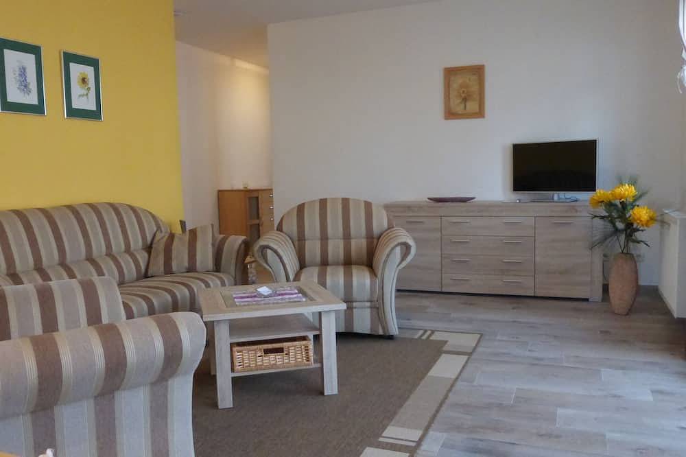 Apartamento entero, Céntrico, a 300 metros de la playa, renovado en 2015, Apartamento Strandschlösschen Ii, Wifi in Kühlungsborn, Mar Baltico Mecklenburg