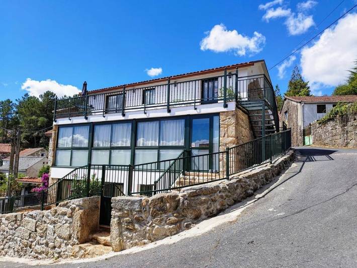Location de vacances pour 2 personnes, avec Terrasse et Vue à A Cañiza