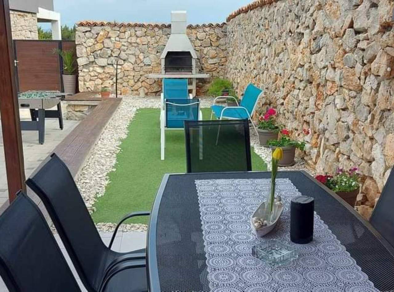 Villa Balamunta - Three Bedroom Villa With Private Pool in Općina Sveti Filip i Jakov, Zadarska županija