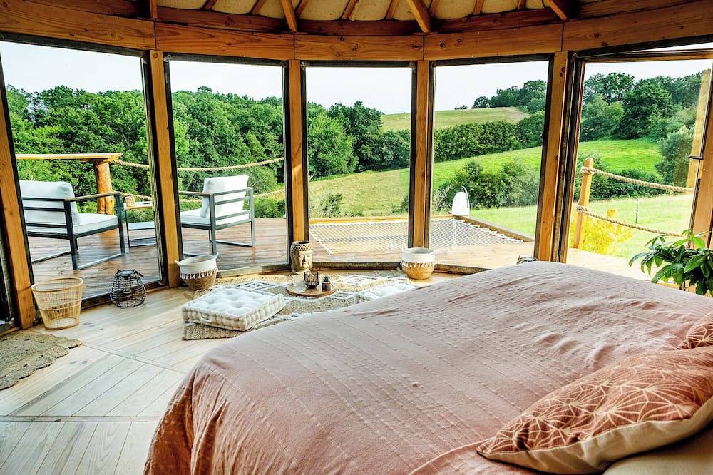 Magnifique Ecolodge au coeur des Hautes-Pyrénées. in Sénac, Hautes-Pyrénées