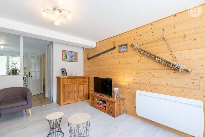 Gîte pour 4 personnes, avec jardin à Avrieux - 4