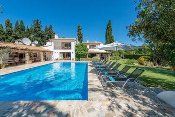 Villa in Pollença, Serra de Tramuntana für 14 