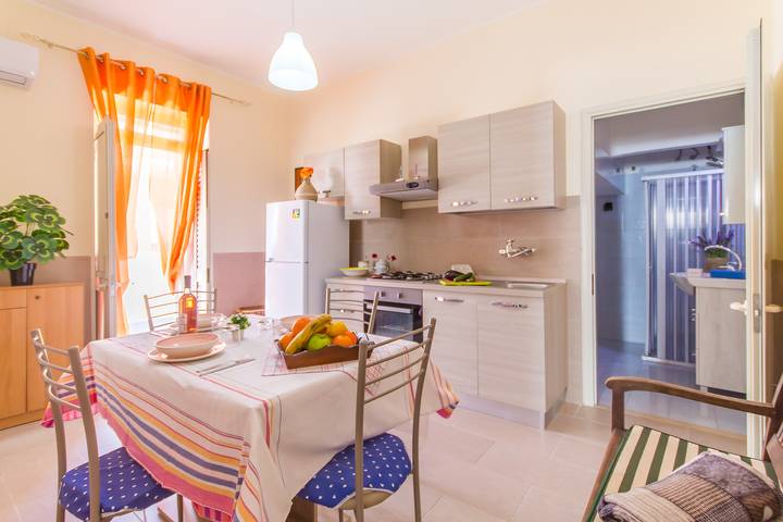 Gîte pour 4 personnes, avec balcon à Sant'Isidoro - 3