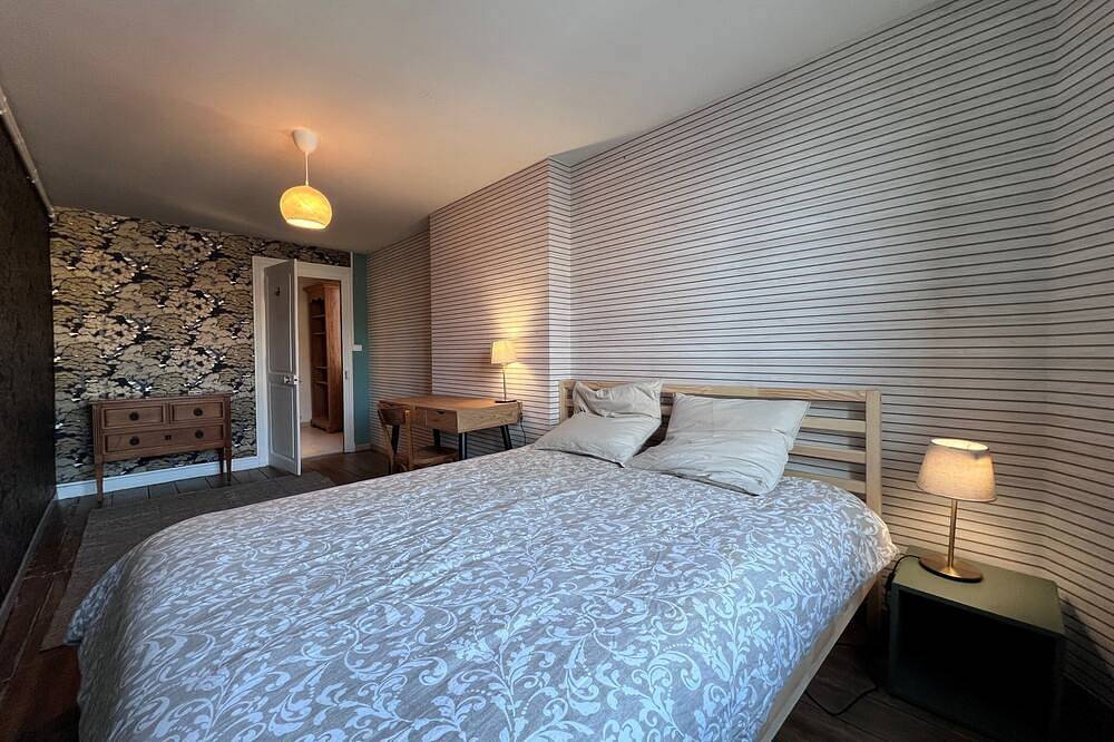 Entire apartment, Le Centenaire in Langres, Haute-Marne