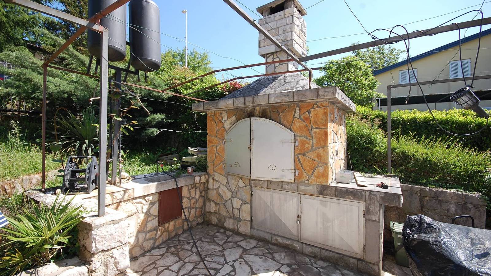 Ganze Wohnung, 1-Zimmer-Ferienwohnung mit Balkon und Meerblick Njivice, Krk A-21763-b in Njivice, Krk