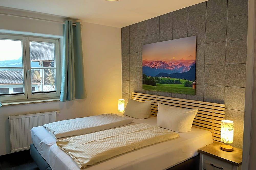 Ganze Wohnung, 4-Raum-Ferienwohnung Garten Eden mit Terrasse & vollumzäunten Garten in Bolsterlang, Bayerisch Schwaben