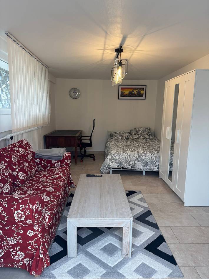 Gîte pour 2 personnes, avec jardin à Eybens