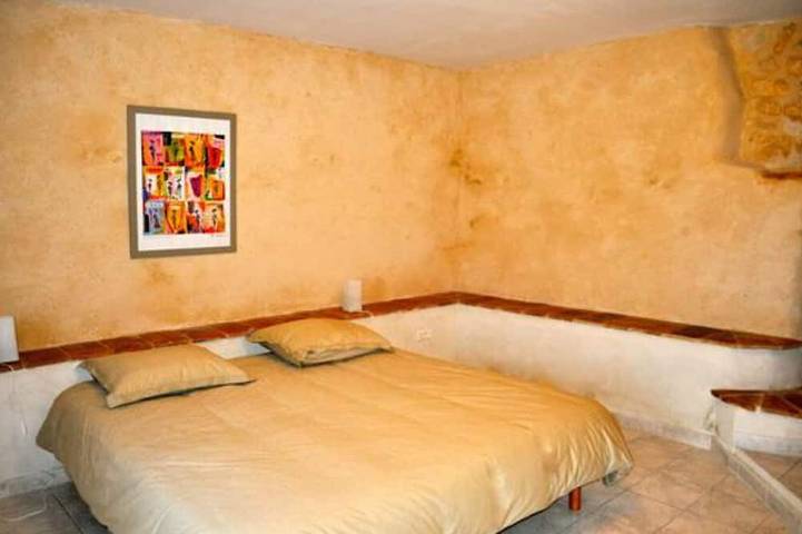 Location de vacances pour 4 personnes à Sainte-Anastasie - 2