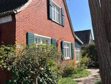 Ferienhaus für 5 Personen, mit Terrasse und Garten in Leer