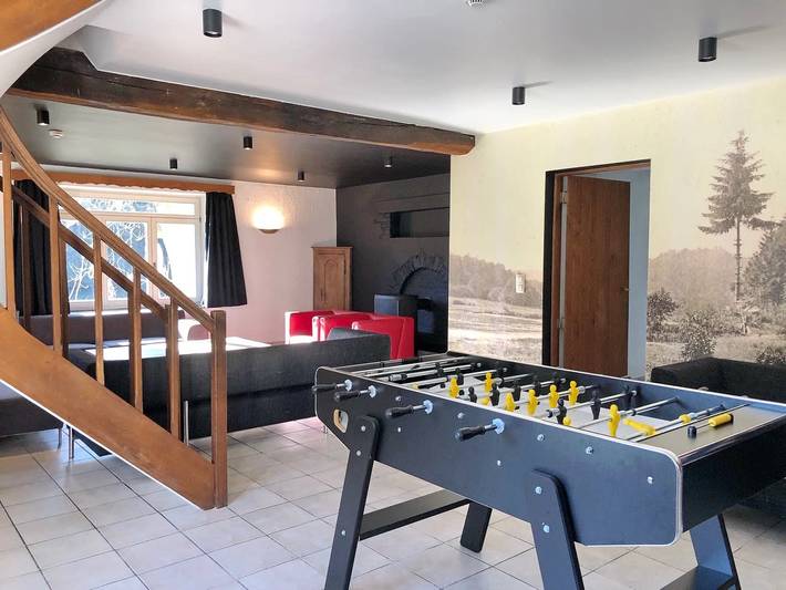 Location de vacances pour 24 personnes, avec jardin ainsi que terrasse et sauna au Province de Luxembourg - 3