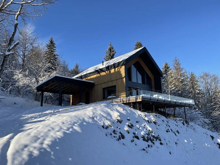 Maison de vacances pour 7 personnes, avec Jacuzzi et Terrasse ainsi que Jardin et Vue à Foncine-le-Haut