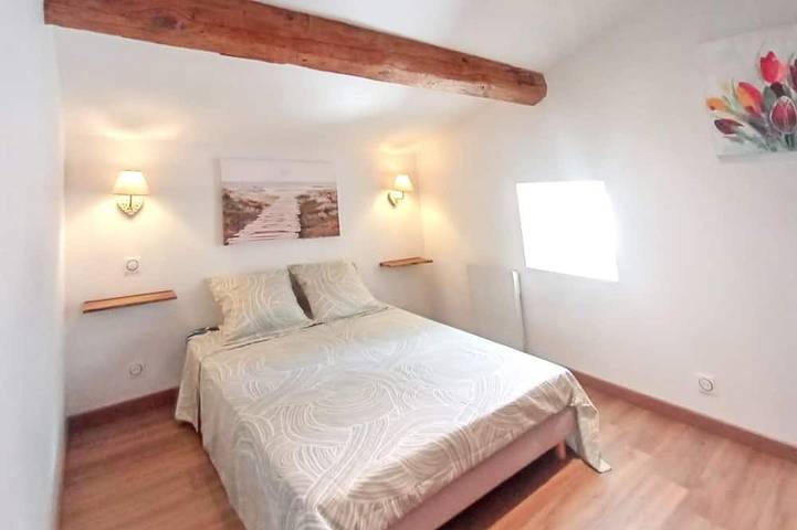 Location de vacances pour 6 personnes, avec jardin à Divajeu - 2