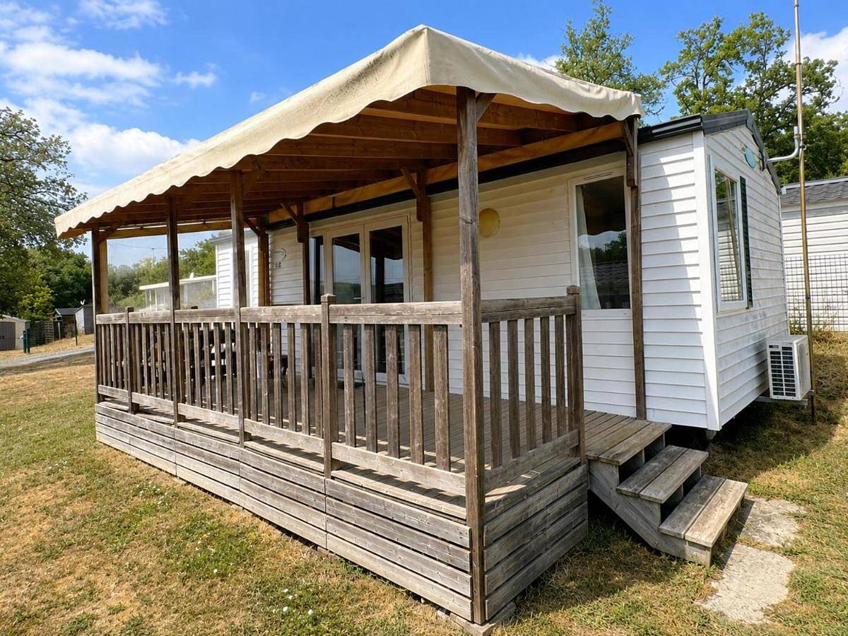 Mobil-home, Grand, confort, climatisation, deux chambres, deux salle de bain in Andonville, Région de Pithiviers