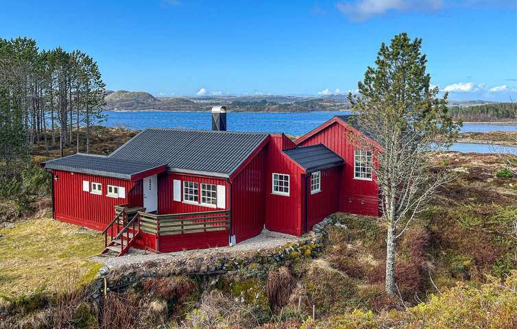 Ferienhaus für 4 Personen mit Terrasse in Nærøy