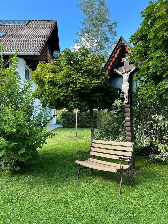 Ferienwohnung für 5 Personen, mit Terrasse und Garten sowie Ausblick in Stiefenhofen - 4