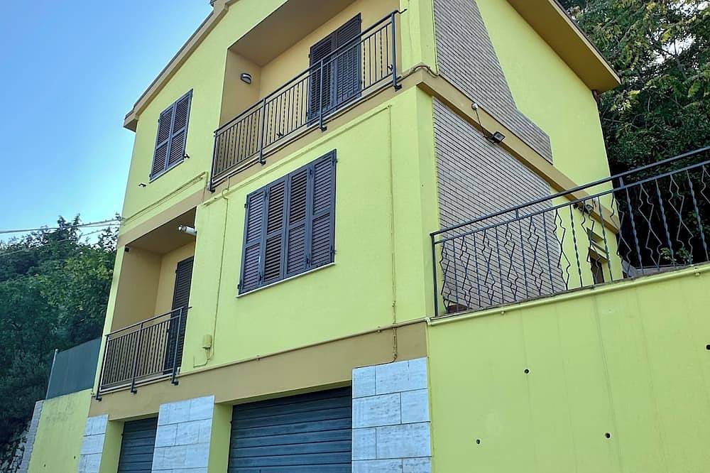 Villa sul mare di Cupra in Riviera delle Palme