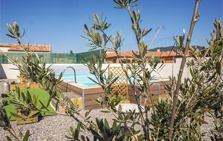 Location de vacances pour 4 personnes, avec jardin ainsi que terrasse et piscine à Saint-Chinian - 2