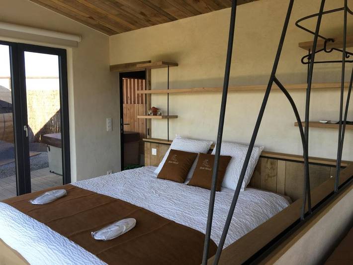 Location de vacances pour 2 personnes, avec jacuzzi ainsi que sauna et jardin dans Dochamps - 2