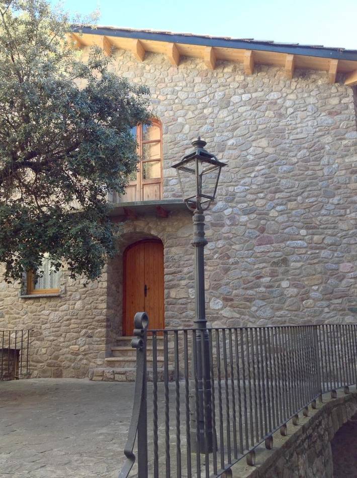 Gîte pour 7 personnes, avec Balcon ainsi que Terrasse et Vue à Bagà