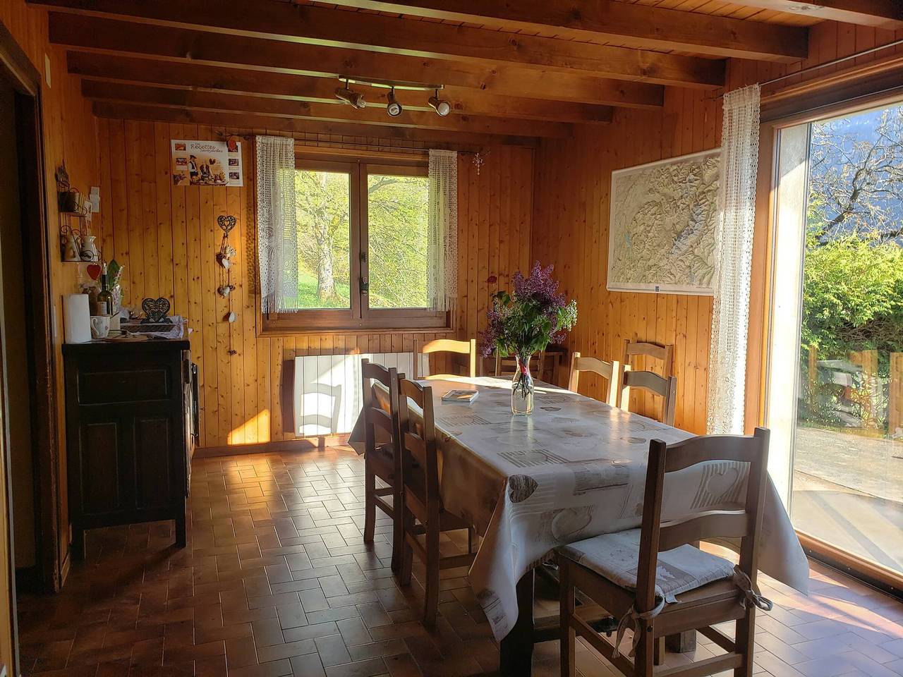 Chalet familial calme proche centre, 8 pers, Wifi, garage in Samoëns, Région de Bonneville