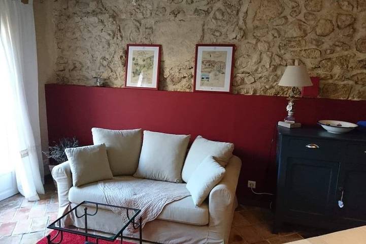 Location de vacances pour 2 personnes, avec Terrasse à Alleins