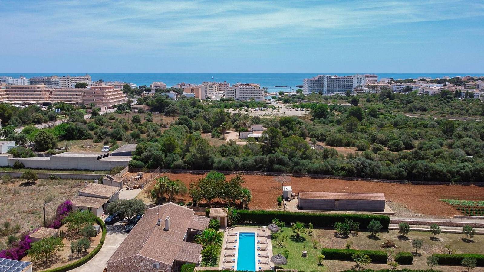 Entire apartment, Apartment 'Can Amer Ref 256' with Private Pool, Wi-Fi and Air Conditioning in Sant Llorenç des Cardassar, East Majorca