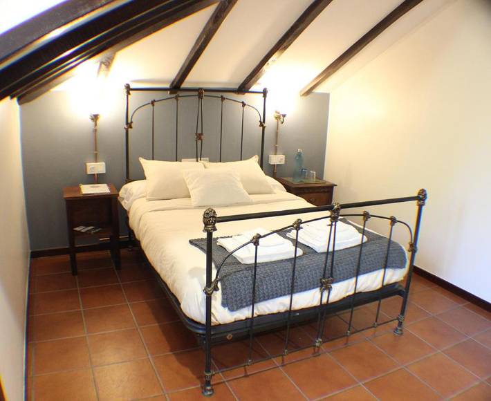 Casa rural con piscina para 2 personas, con jardín y piscina en Provincia de Pontevedra - 4