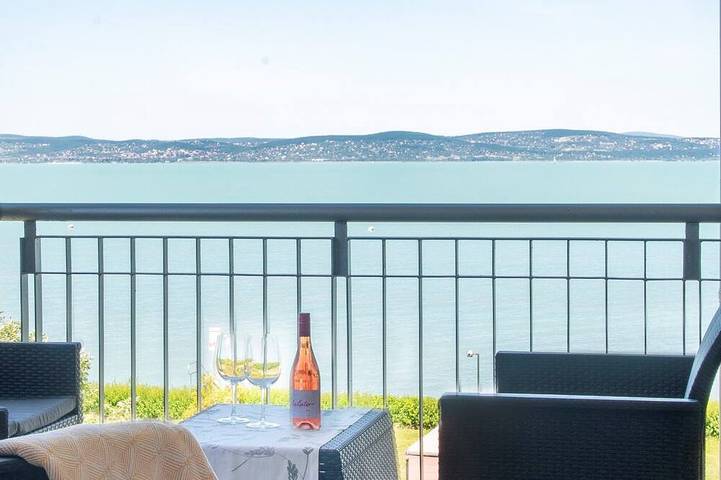 Ferienwohnung für 8 Personen, mit Garten in Siofok