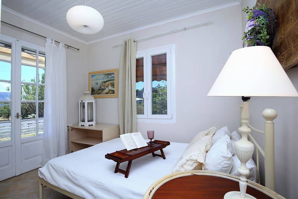 Ailanto Relaxing House in Kariotes, Grèce