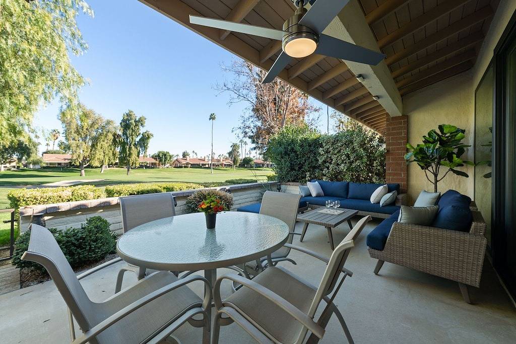 ★Luxury 2 Bdrm + 2 Bdrm - within Monterey Country Club - Pool/Hot-tub Patio Bbq★ in Palm Desert, Coachella Valley