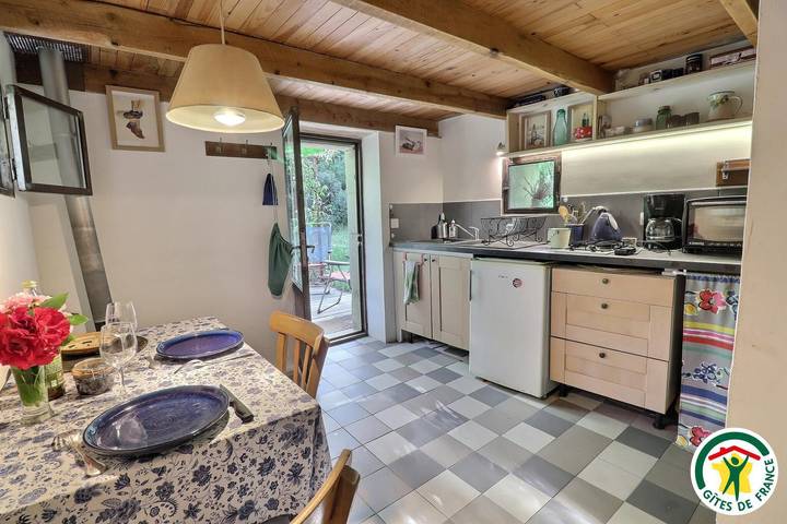Gîte für 2 Personen, mit Terrasse und Garten in Südfrankreich - 4