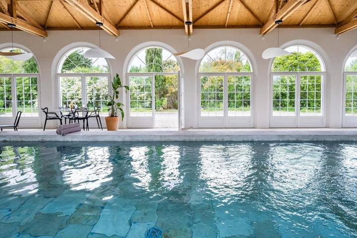 Maison de vacances pour 2 personnes, avec Balcon ainsi que Terrasse et Piscine