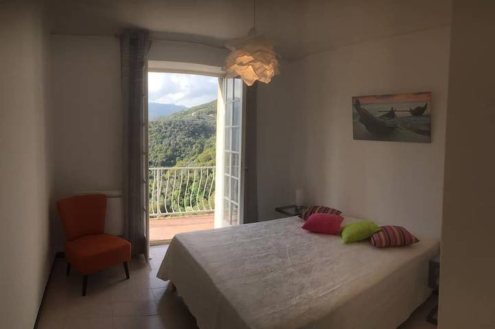 Location de vacances pour 6 personnes, avec balcon et jardin à Sainte-Lucie-de-Tallano - 2