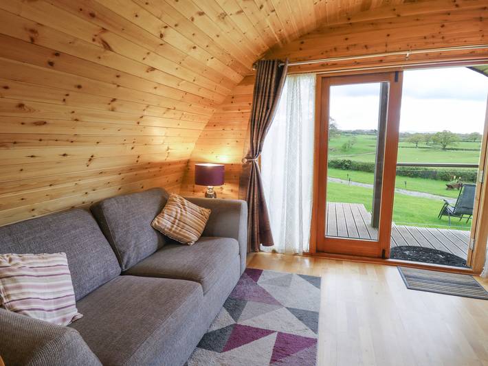 Pine Lodge in Brecon Beacons