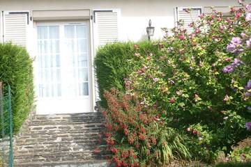 Gîte pour 3 personnes, avec jardin et terrasse à Lison