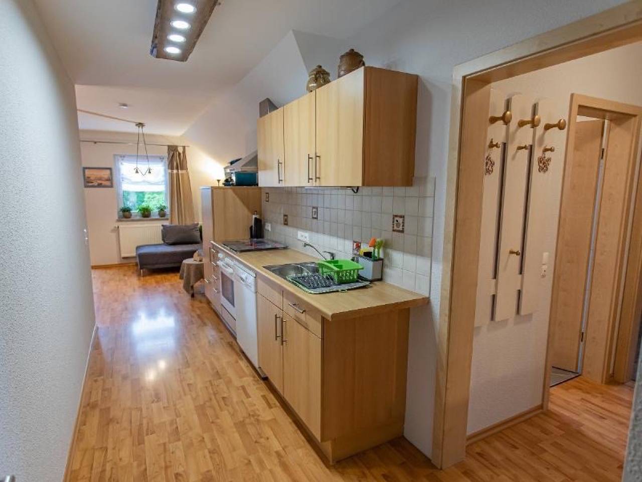 Ganze Wohnung, Ferienwohnung 'Herbst' mit Gemeinschaftsterrasse, Garten und Wlan in Lindau, Bayerisch Schwaben