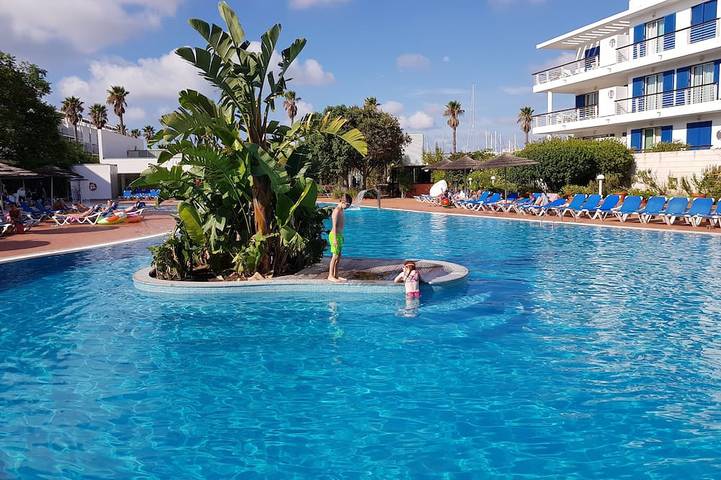 Apartamento de férias para 6 pessoas, com varanda e piscina - 1